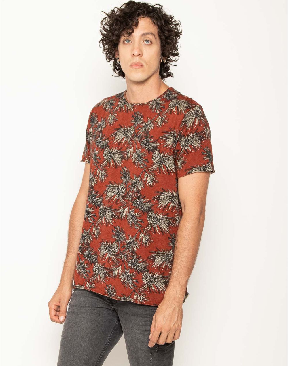 camiseta-113930-rojo-1.jpg