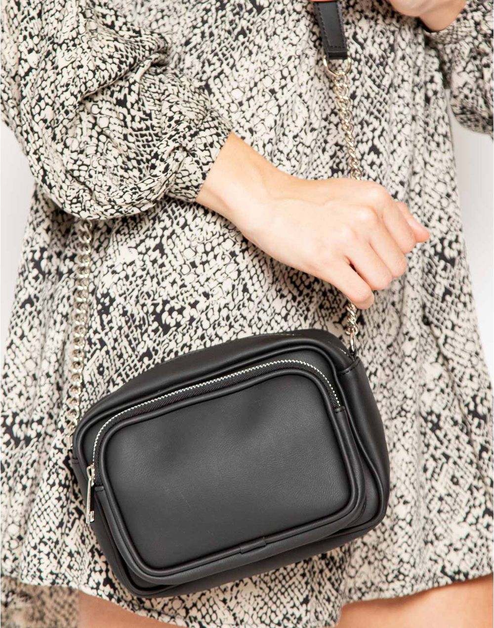 bolso-183005-negro-1.jpg