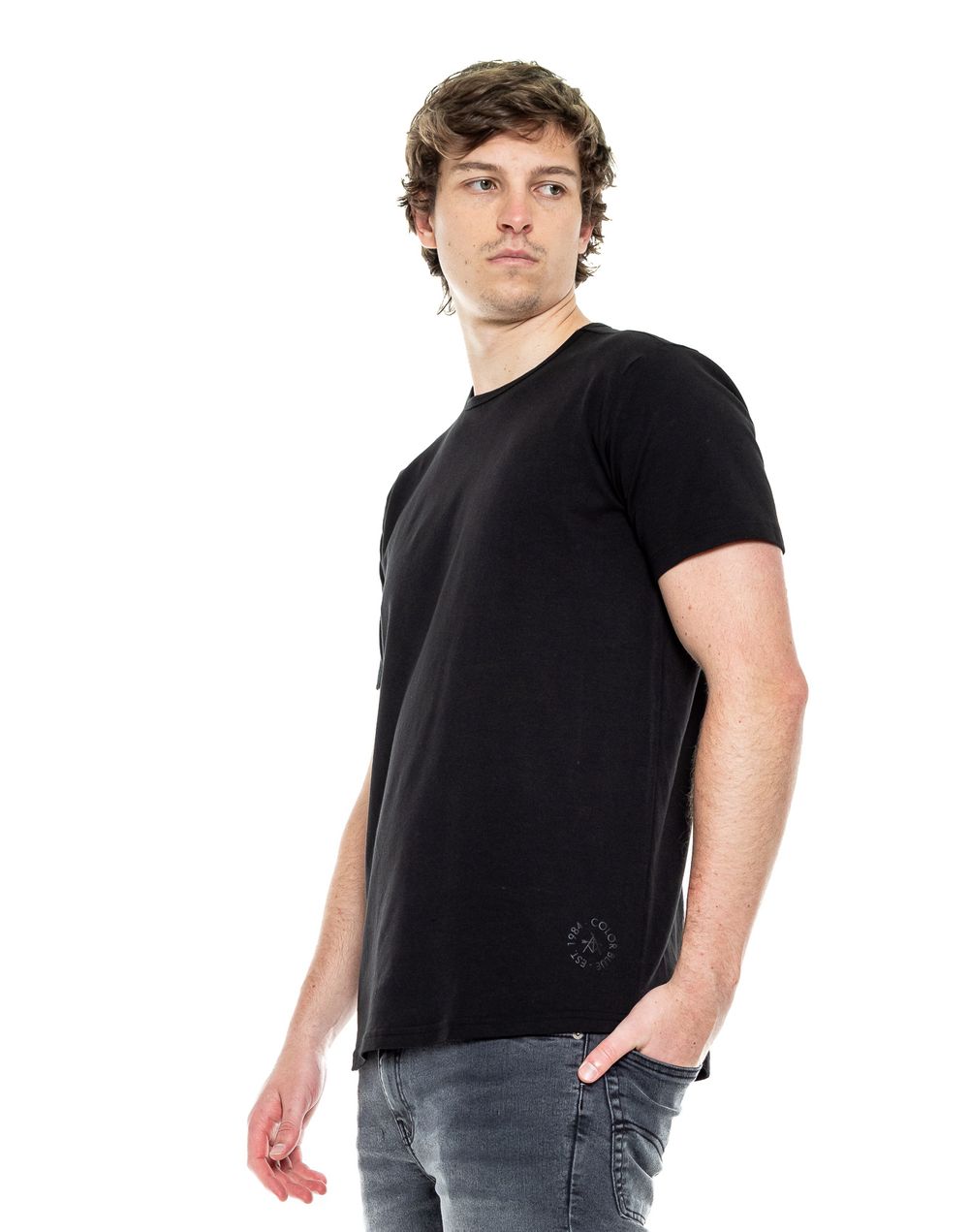 camiseta-042326-negro-1.jpg