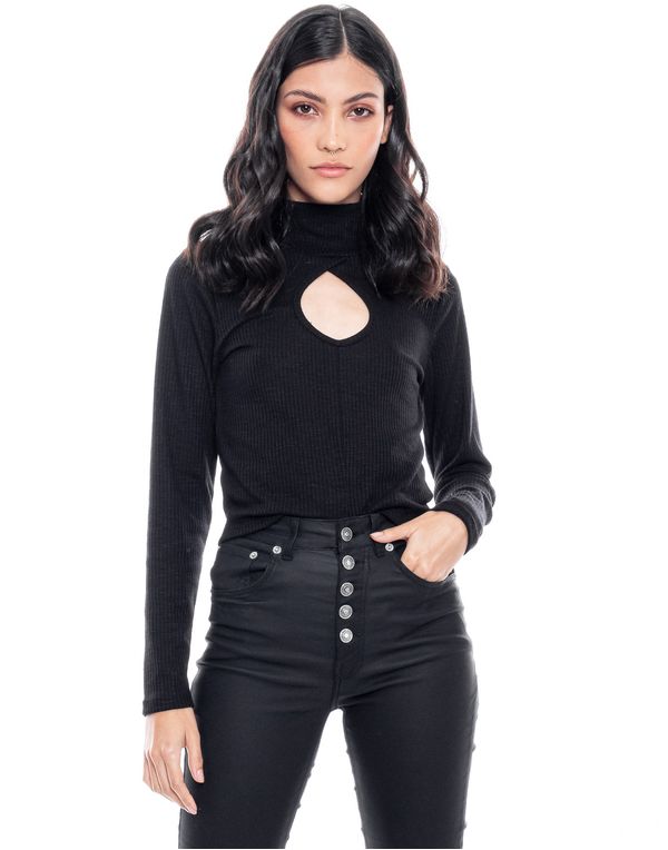camiseta-234316-negro-1