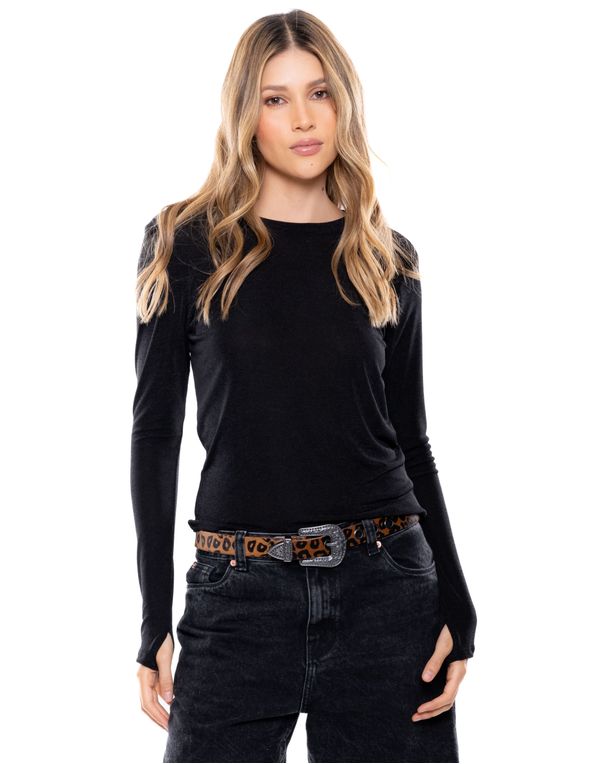 Camiseta-524325-Negro-1.jpg